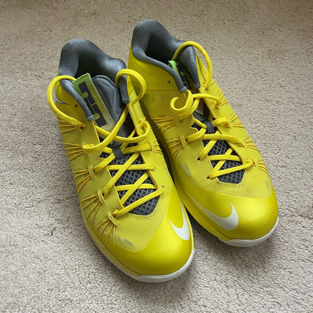 Nike Air Max LeBron 10 Low Sonic Yellow Men’s Size 8.5